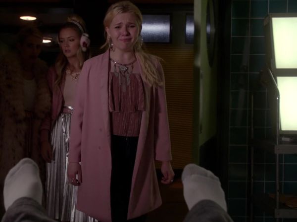 Chanel #5's Velvet Top on Scream Queens