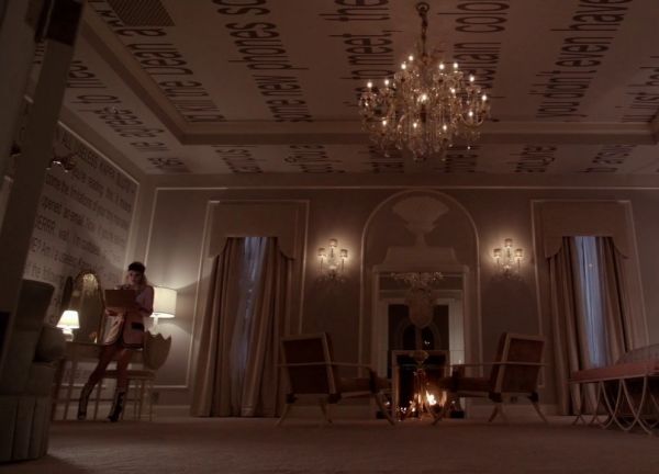 Chanel Oberlin's Blazer with black trim on Scream Queens