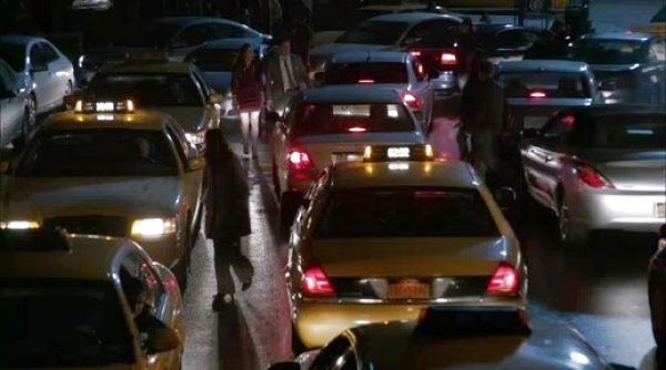 Charlotte Grayson 's Suede Mary Jane Pumps on Revenge