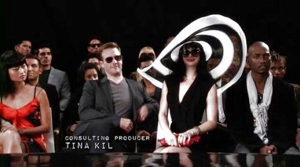 Chloe's Scottie Small Satchel on Don't Trust the B---- in Apartment 23