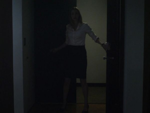 Christina Gallagher's Non-Iron Fitted Sateen Shirt on House of Cards