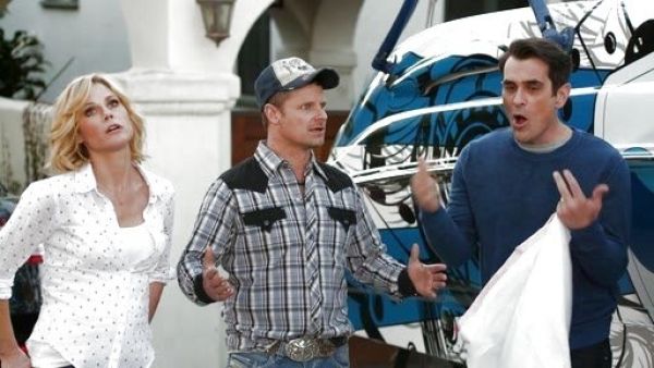 Claire Dunphy's Jesse Sailboat-Print Button-Down Shirt on Modern Family