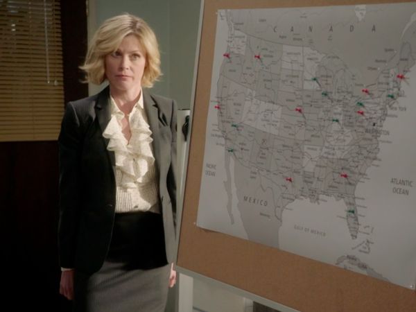 Claire Dunphy's Polka Dot Ruffle Top on Modern Family