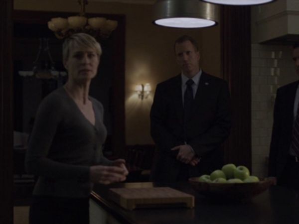 Claire Underwood's V-neck Merino Wool Cardigan on House of Cards