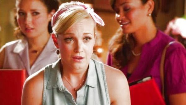 Crickett's Sleeveless Split-Back Denim Shirt on Hart of Dixie