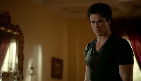 Damon Salvatore's Dredoso Tee on The Vampire Diaries