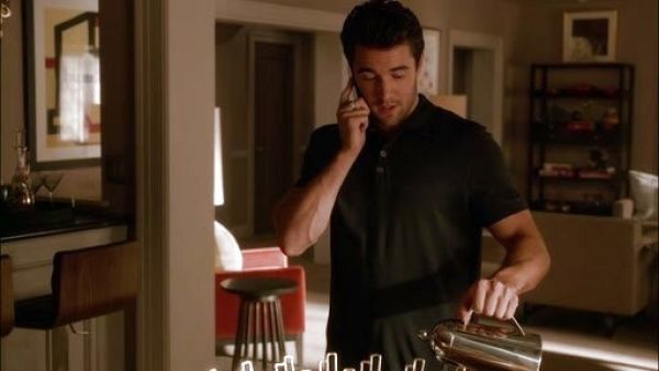 Daniel Grayson's Knit Polo on Revenge