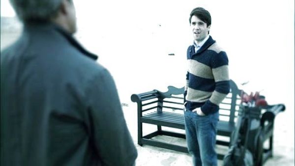 Daniel Grayson's Lambswool Rugby Stripe Shawl Sweater on Revenge