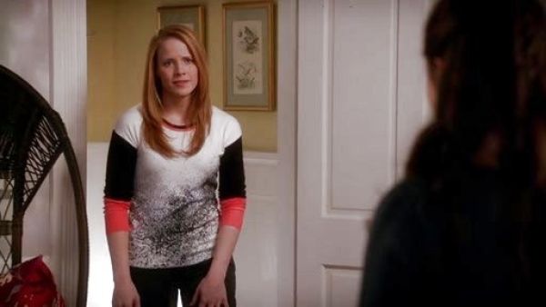 Daphne Vasquez's Pixel Print Sweater on Switched At Birth