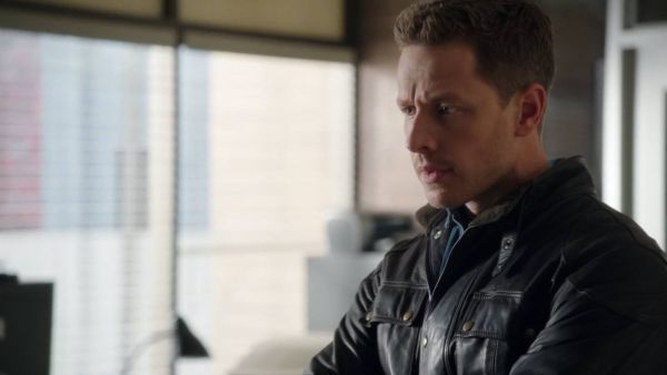 David Nolan's Black Leather Jacket on Once Upon a Time