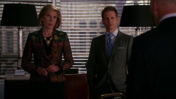 Diane Lockhart's Two Tone Jacquard Jacket on The Good Wife