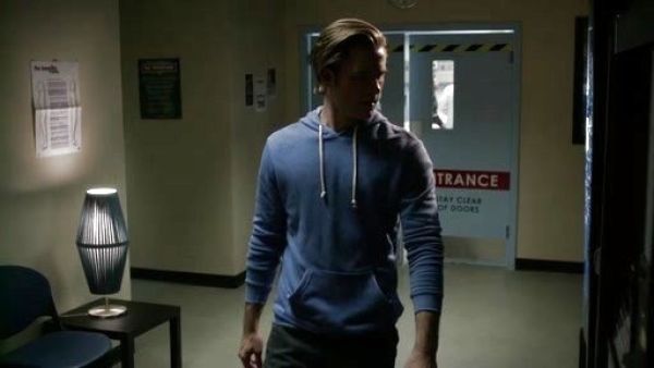 Dillon's Hoodlum Eco Fleece Pullover Hoodie on Ravenswood