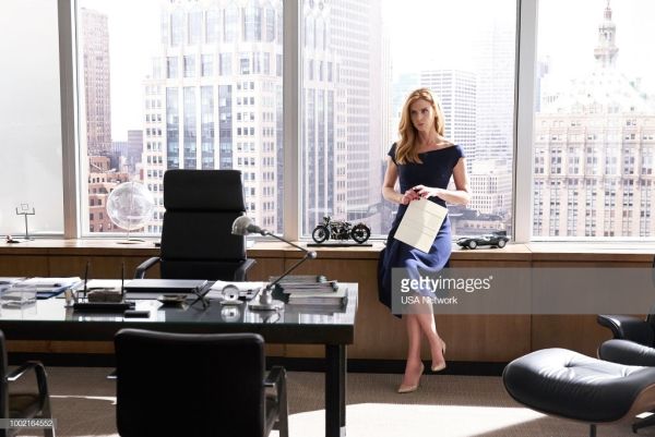 Donna Paulsen's Barwick dress on Suits