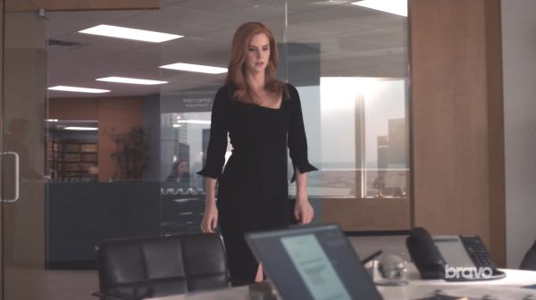 Donna Paulsen's Split Double-Face Textured Wool-Crepe Dress on Suits