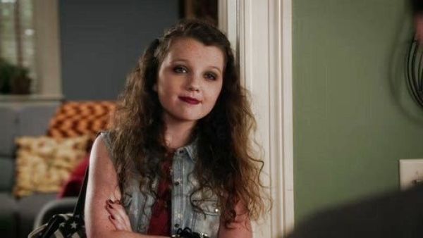 Dorrit Bradshaw's Skull Print Sleeveless Chambray Shirt on The Carrie Diaries