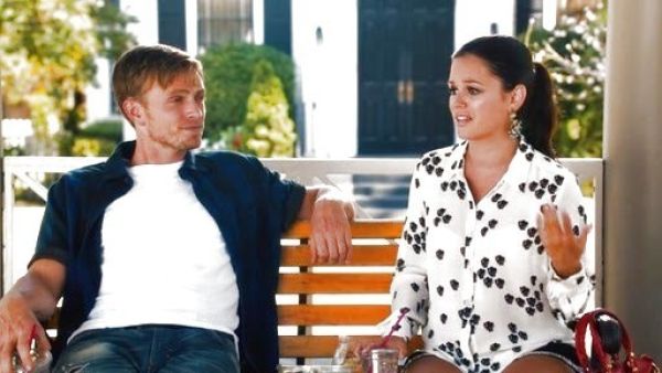 Dr. Zoe Hart's Dillen Earrings on Hart of Dixie