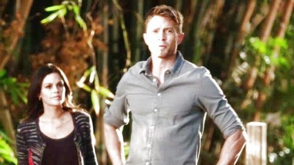 Dr. Zoe Hart's Distressed Skinny Jean on Hart of Dixie