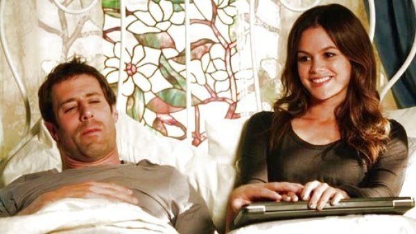 Dr. Zoe Hart's Drapey Luxe Tee on Hart of Dixie