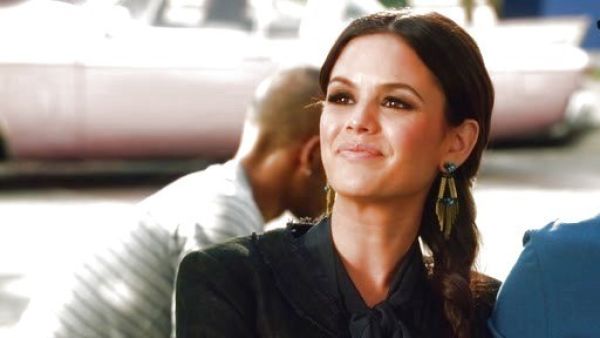 Dr. Zoe Hart's Greenwich Earrings on Hart of Dixie
