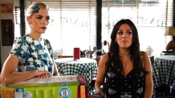 Dr. Zoe Hart's Pointed Cami in Black on Hart of Dixie