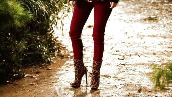 Dr. Zoe Hart's Printed Top With Gathered Front on Hart of Dixie