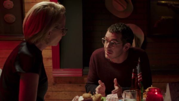 Simon Asher's 'Holaday' Modern Slim Fit Ombré Crewneck Sweater on Quantico