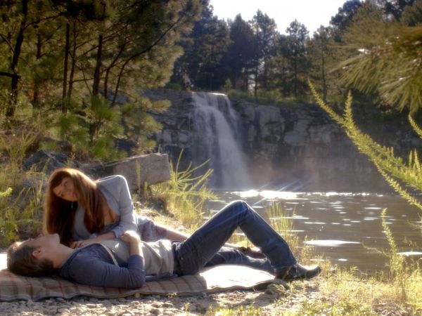 Elena Gilbert's Button Up Shirt on The Vampire Diaries