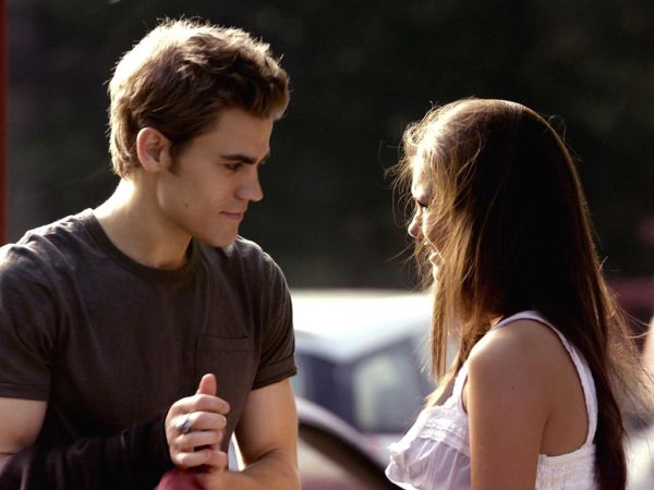 Elena Gilbert's Lace Button-Front Cami on The Vampire Diaries