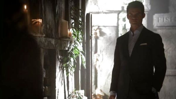 Elijah Mikaelson's Basic Structured Suit on The Originals
