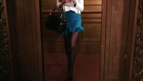 Eliza Dooley's Layered Honeycomb Patterned Tights on Selfie