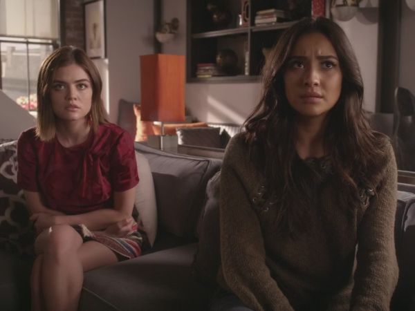 Emily Fields' Green Lace Up Sweater on Pretty Little Liars