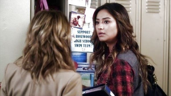 Emily Fields's Acid Wash Plaid Shirt on Pretty Little Liars