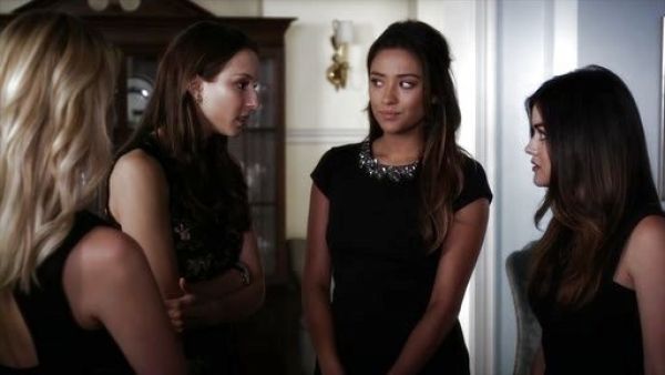 Emily Fields's Evelin Embellished Neck Romper on Pretty Little Liars