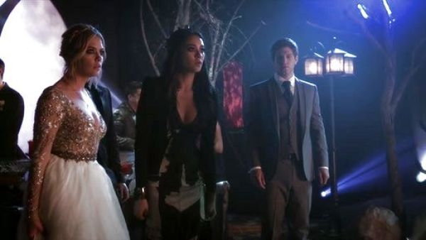 Emily Fields's Fall 2015 Plunge Gown on Pretty Little Liars