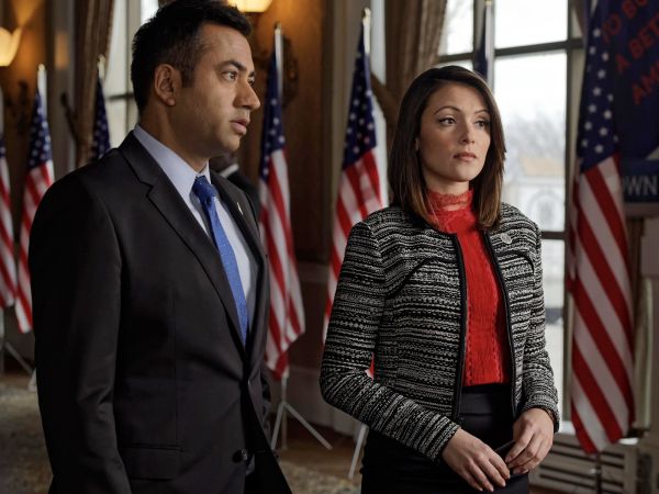 Emily Rhodes' Red Lace Top on Designated Survivor