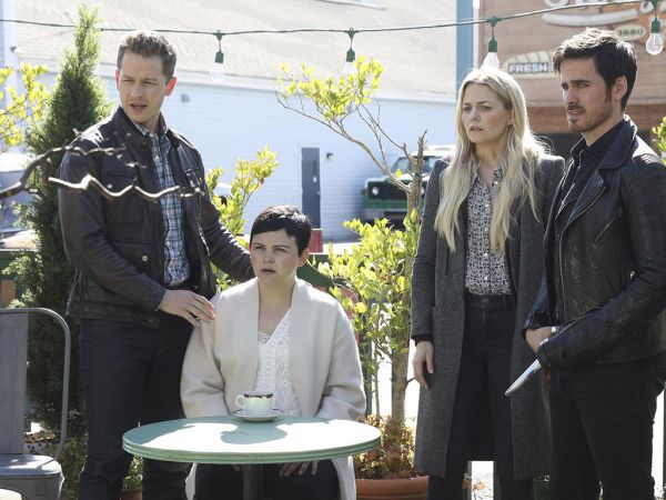 Emma Swan's Katrine Top on Once Upon A Time 