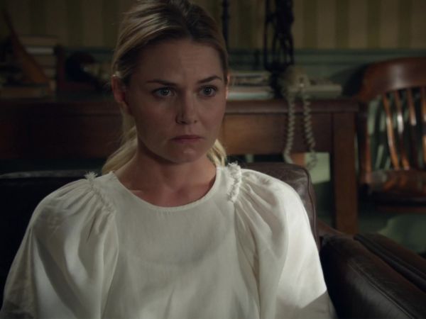Emma Swan's 'Ravine' Bell Sleeve Silk & Linen Top on Once Upon A Time 