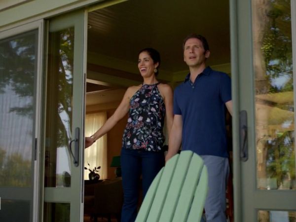 Felicity's Black Floral Halter Top on Royal Pains