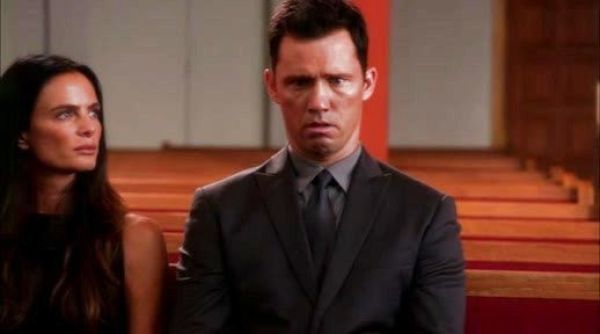 Fiona Glenanne's "Betty" Sheath Dress on Burn Notice