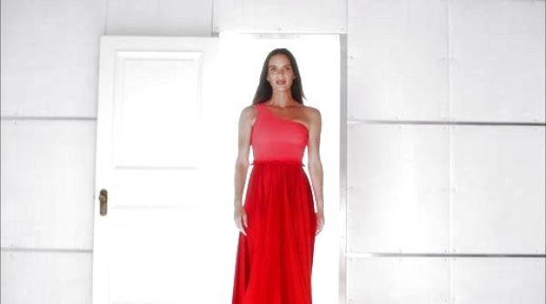 Fiona Glenanne's One shoulder dress on Burn Notice