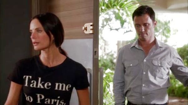 Fiona Glenanne's 'Take Me To Paris' t-shirt on Burn Notice