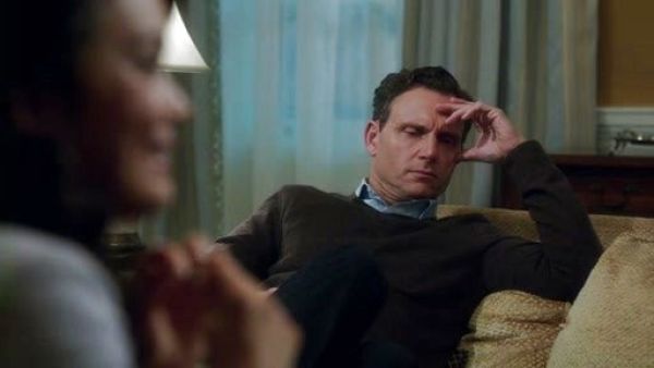 Fitz Grant's Cable Knit Cashmere Sweater on Scandal