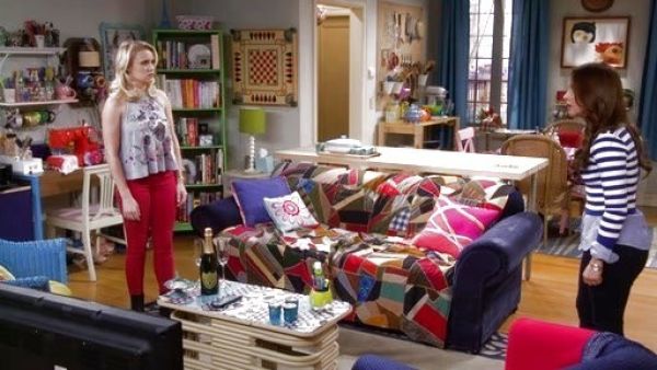 Gabi Diamond's Embroidered 360 Tank Top on Young & Hungry