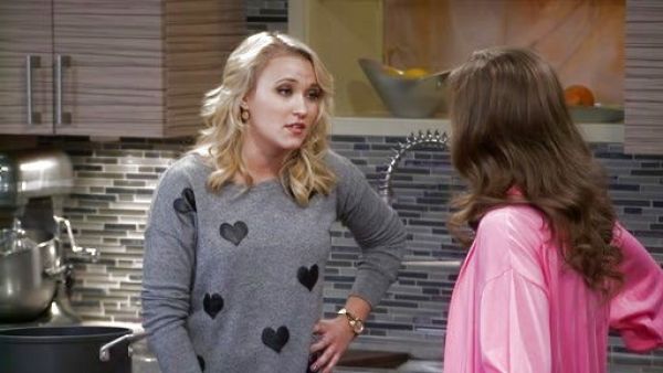 Gabi Diamond's Exclusive Leather Heart Cashmere Sweater on Young & Hungry