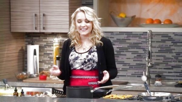 Gabi Diamond's Vintage Floral Owen Racerback Tank on Young & Hungry