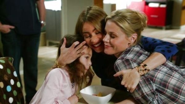 Gloria Pritchett's Gold Plated Bangle on Modern Family