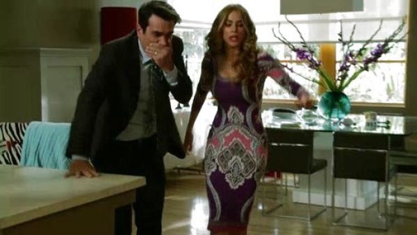 Gloria Pritchett's OKSANA KNIT DRESS on Modern Family