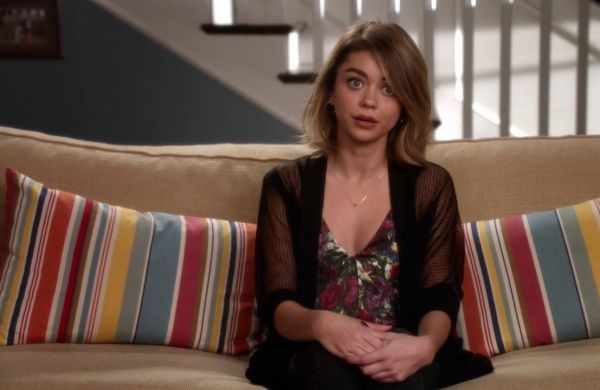 Haley Dunphy's Guenda floral-print silk-satin top on Modern Family