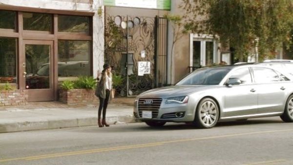 Haley Dunphy's Roadruna Boot on Modern Family