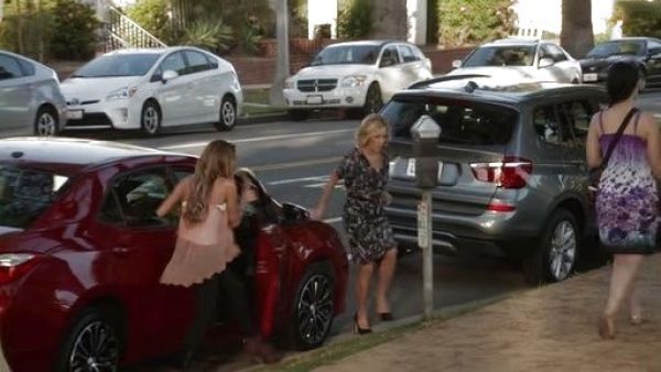 Haley Dunphy's Roadruna Boot on Modern Family